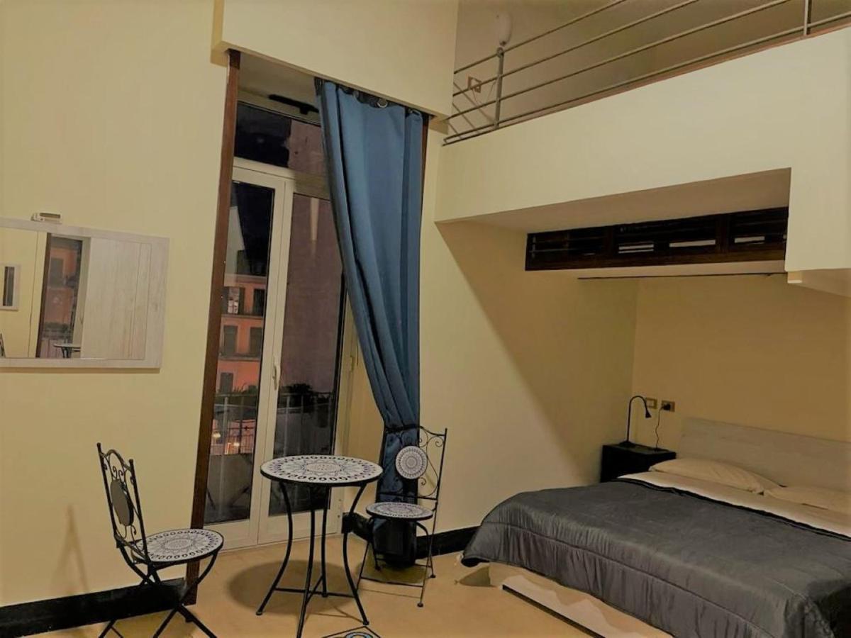 Il Labirinto - Luxury Rooms Neapel Exteriör bild